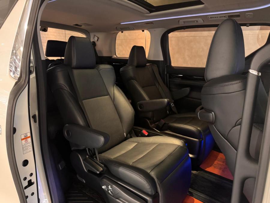 Alphard AYH30 2.5 混能Hybrid - Image 10